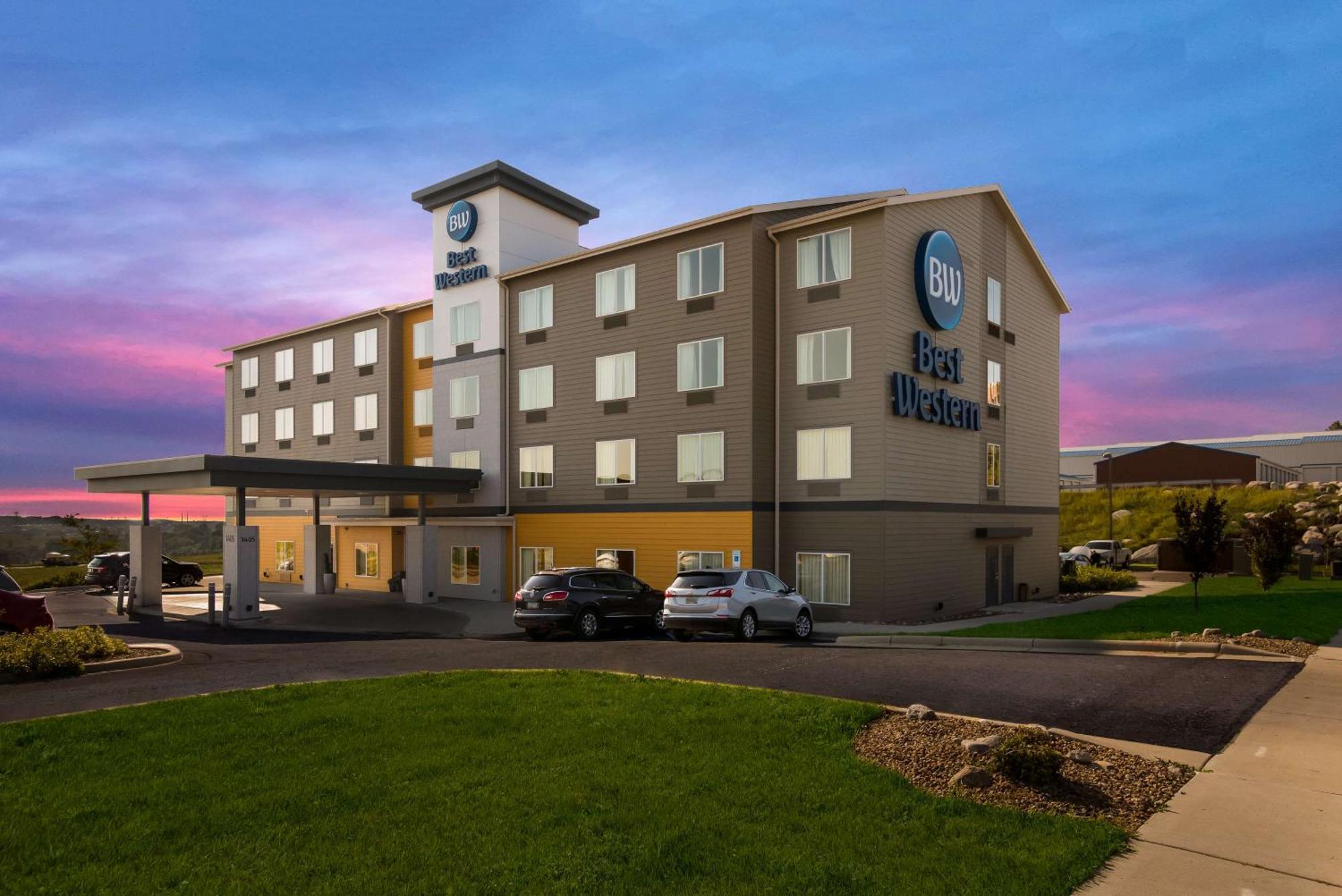 Best Western Roosevelt Place Bismarck Dış mekan fotoğraf